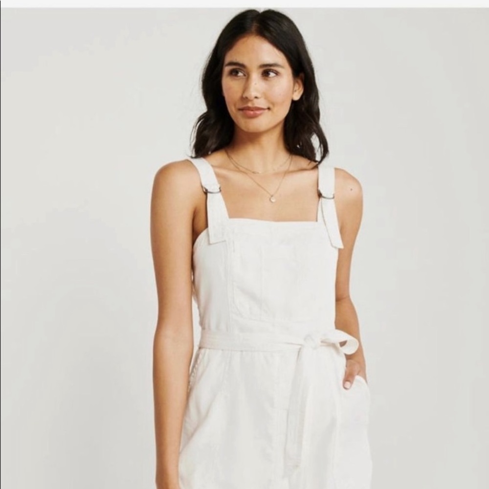 NWT Abercrombie and Fitch Adjustable Overall Dress